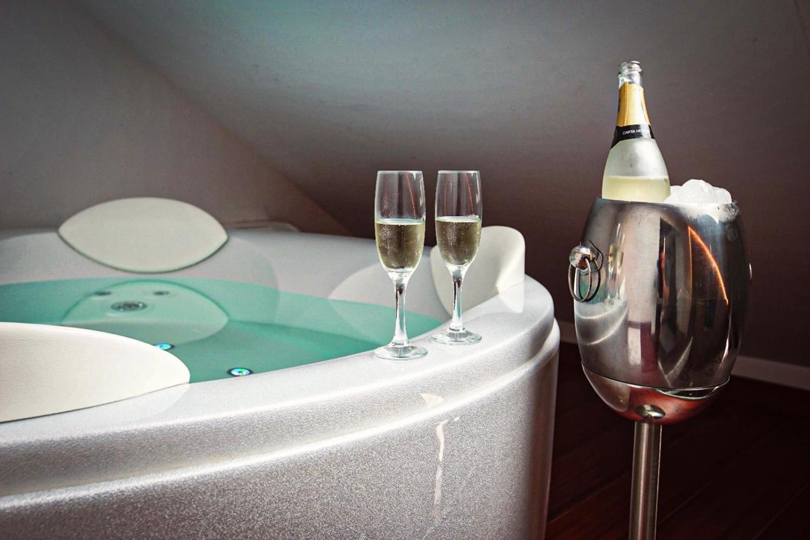 Anahita Boutique Hotel Малага Екстериор снимка