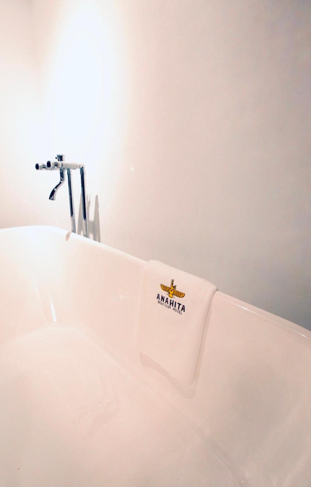 Anahita Boutique Hotel Малага Екстериор снимка